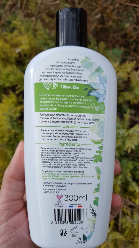 shampooing-bio-jardin-apothicaire-avis-bullesdetestschezflorette (4)
